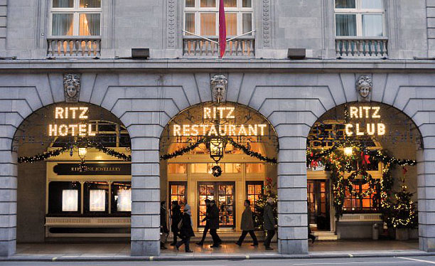 ritz-hotel-in-london-for-couples