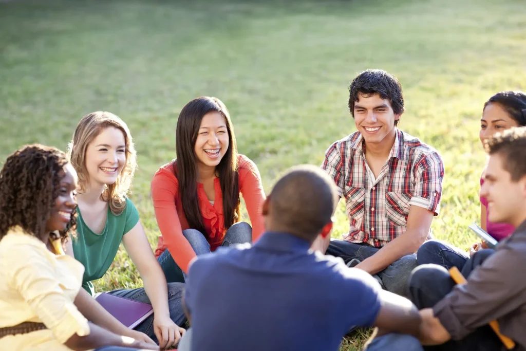 traveling-develop-social-skills